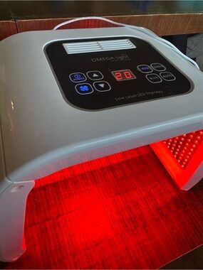 Facial LED Light Therapy